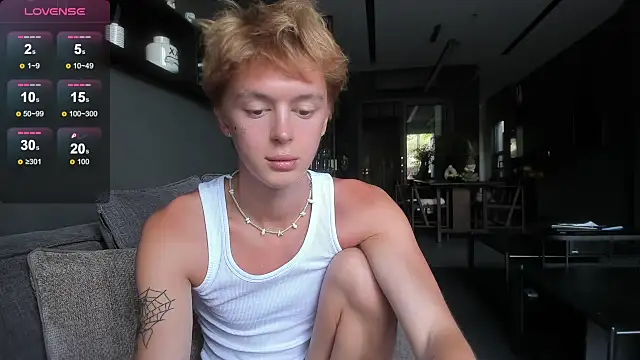 angelAndyy webcam