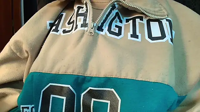CarolineBrunx webcam