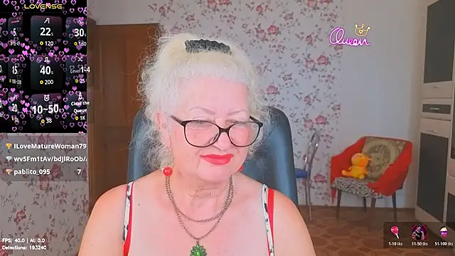 Maya_Mayflower webcam