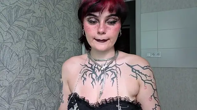 IntrigueYourDay webcam