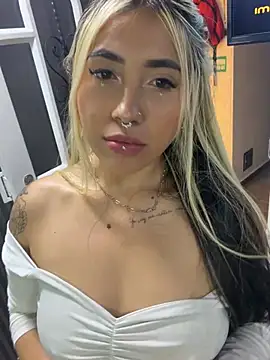 ManuelaVeeleez webcam