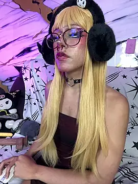 dark_nina__ webcam
