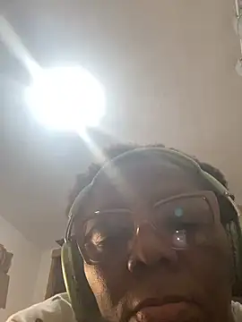 BoobsQueeen live cam