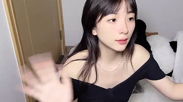 Louise-3 webcam