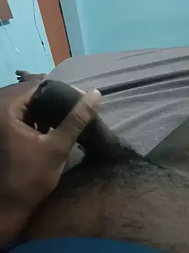 6INCH_TAMILBOY webcam