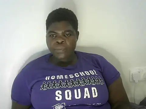 ebony_bbw254 webcam