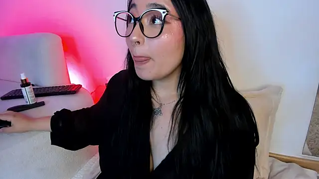 Miss_Loise webcam