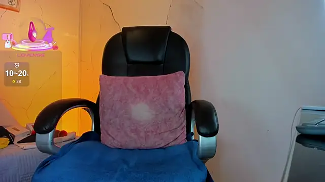NiickyJones webcam