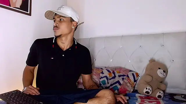 angel_foxc13 (M twink) - happy happy Angel..!!!😍💋