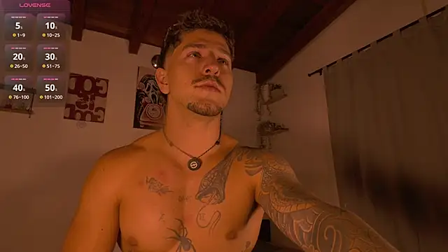 Valentino_Xander webcam