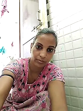 Sexy-Kajal2 webcam