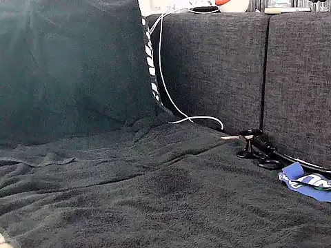 IncredibleGlaze78 webcam