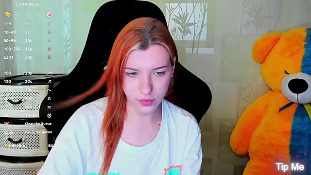 MeganNewCat webcam
