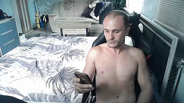 Straponist888 webcam