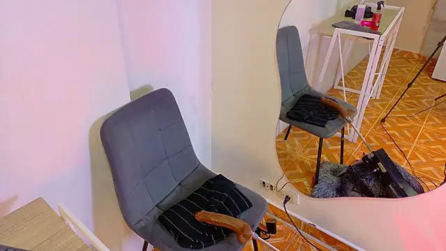 Meganlove__ webcam