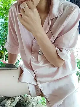 MiuMiu-Babyy webcam