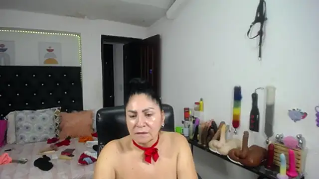 mature_bigboobs10 webcam