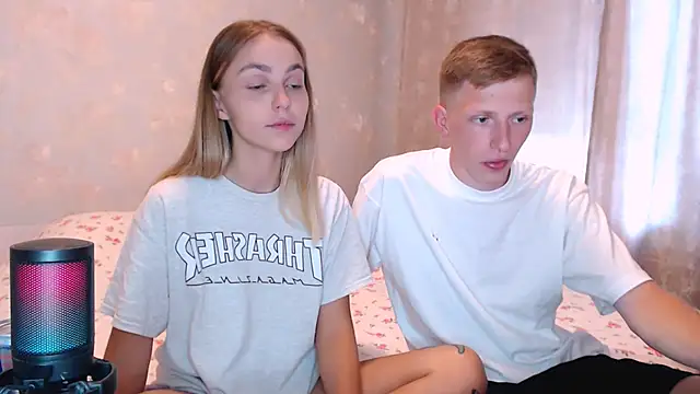 juliaanddima webcam