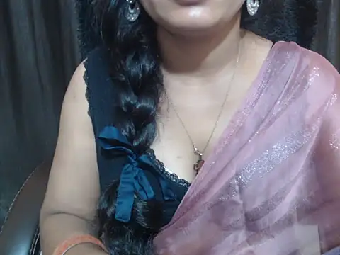Kudi_Kiyara webcam