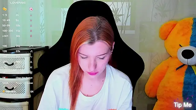 MeganNewCat webcam