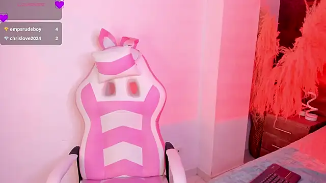 CristineRainn_