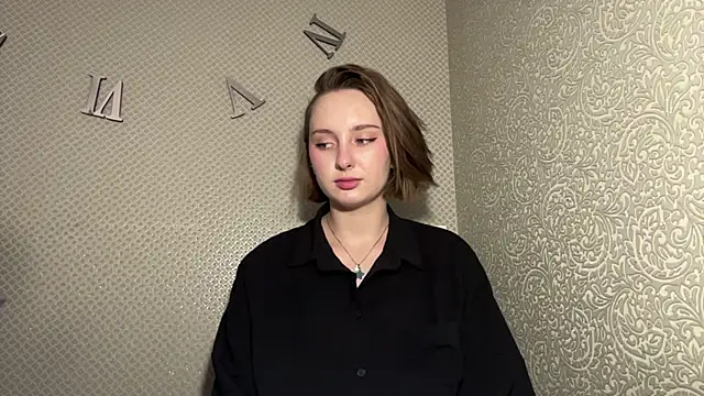 lovieclausing's live room