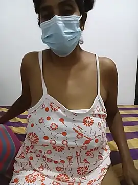 Amisha-35 webcam
