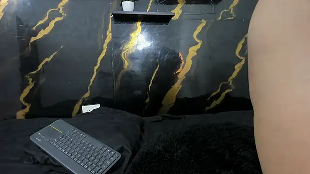 peachysofiahot webcam