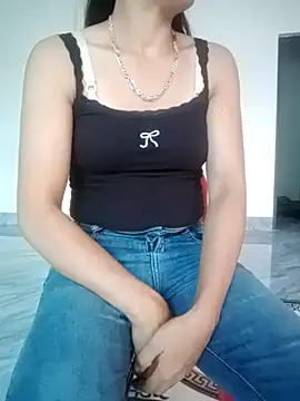 Bella-lynlyn webcam