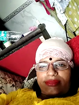 SWEETY01990 webcam