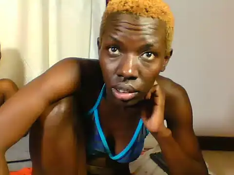 Goldy_petite webcam