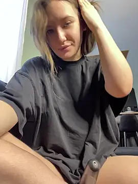 Holly_Molii webcam