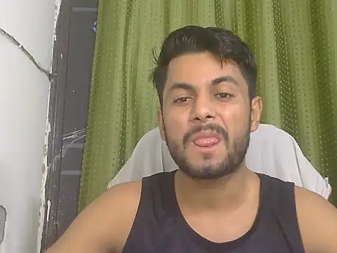 Stubborndesiboy webcam