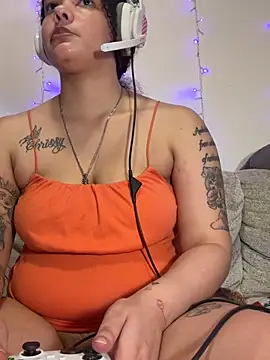 tastylolaaa