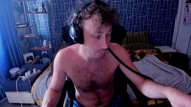 CuteBoy228 live cam on StripChat
