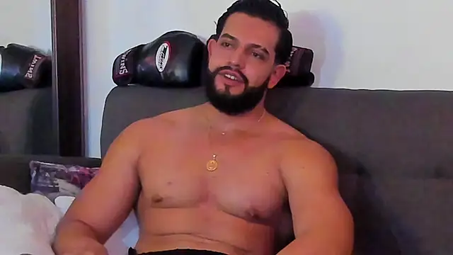 Justin_kingX7 live cam on StripChat