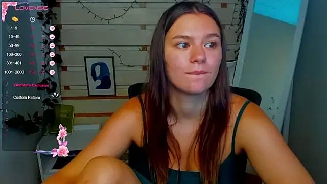 Josephine_Kiss live cam on StripChat