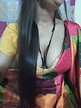 Hot_rashika_ live cam on StripChat