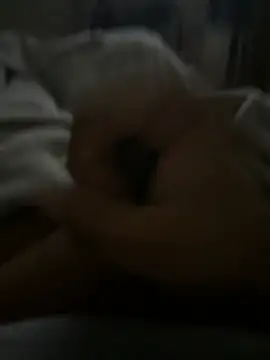 cumloveraj2 live cam on StripChat