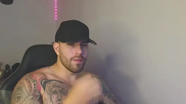 Ades_Lowe webcam