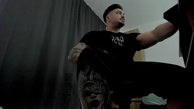 TonyWinston webcam