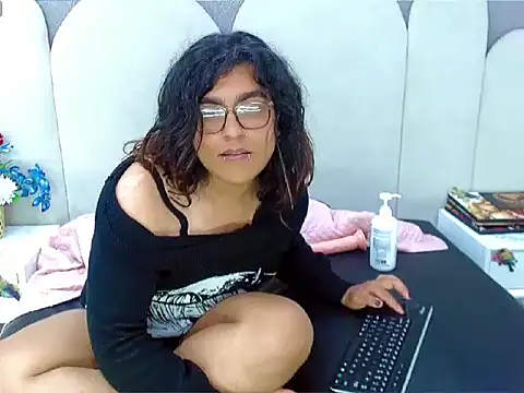 jessie_dark30 webcam