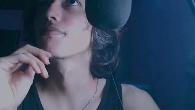 cherryuwu webcam