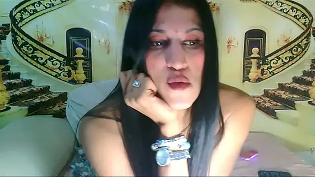 IndianSexcSmyle webcam