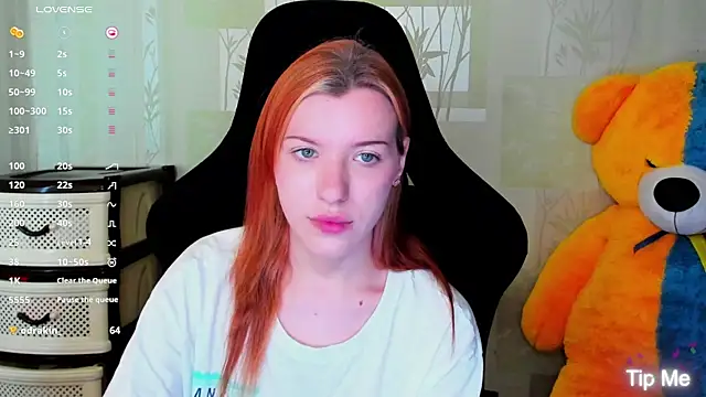 MeganNewCat webcam