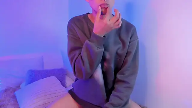 Aleaurarashii webcam
