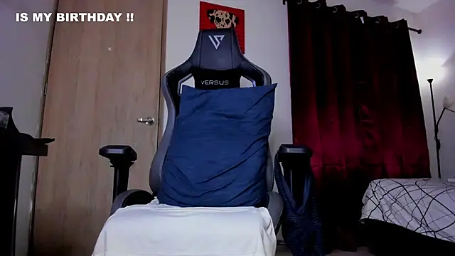 Cloudy_pigDude webcam