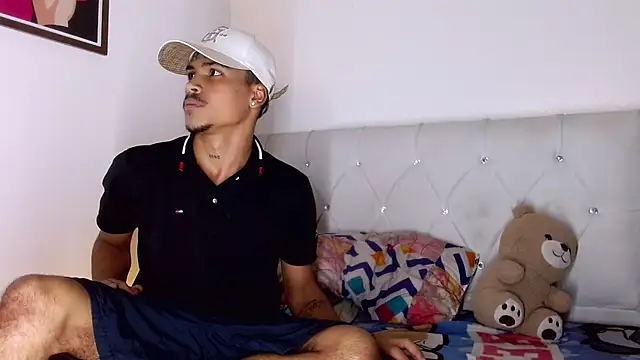 Angel_foxc13 webcam