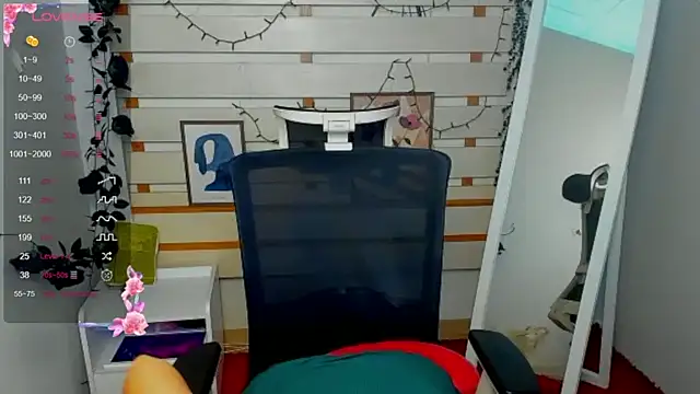 Josephine_Kiss webcam