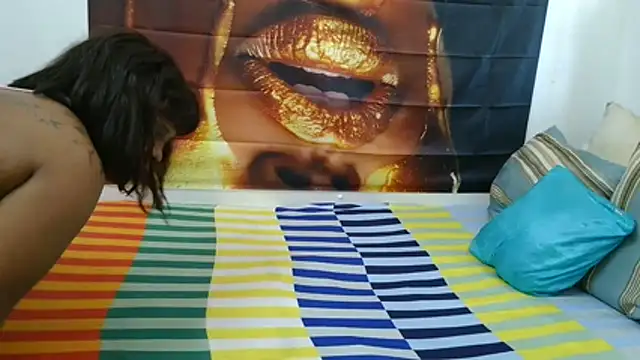 Queenteex6992 webcam